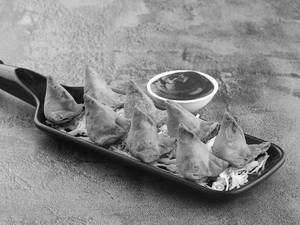 Punjabi Samosa