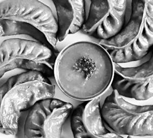 Veg Momos 5 Pcs