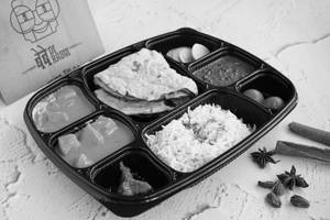 Paneer Makhani Combo Thali