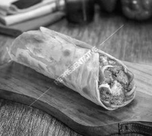 Smoke Chicken Tikka Wrap 