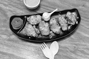 Lahsuni ( Garlic ) Chicken Tikka