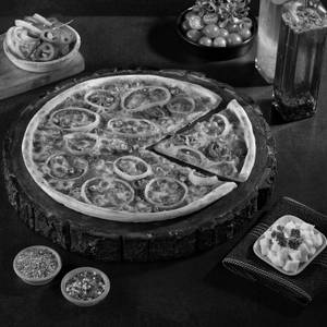 Fiery Onion Pizza
