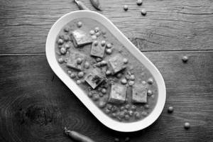 Matar Paneer  (100% Restaurant Menu Price)