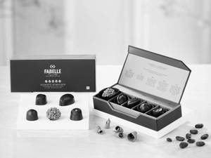 Elements Reimagined - Nature Inspired Dark Chocolate [5 Pralines]