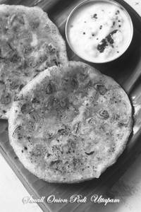 Onion Podi Uthapam Morning Tiffin