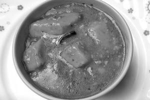 Schezwan Paneer Gravy [6 Pieces]