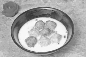 Paal Paniyaram (5 Pcs )