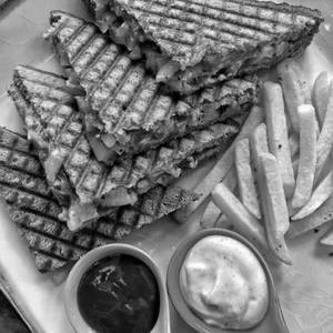 Veg Cheese Grilled Sandwich