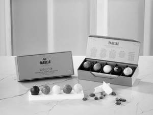 Continents Dessert Collection-Dessert Inspired Truffles [5 Pralines]