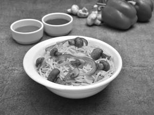 Mushroom noodles