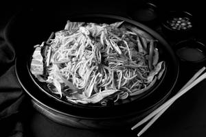 Veg Chilli Garlic Noodles