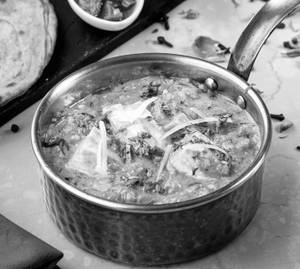 Martban Ka Paneer - Serves 2
