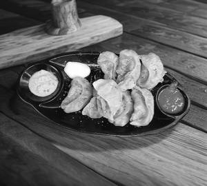 Veg Steam Momos [10 pieces]