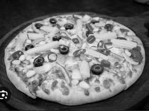 Veggie Paradise Pizza