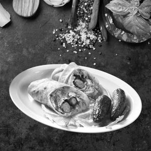 Achari Malai Chicken Kathi Roll
