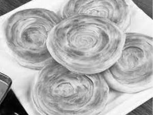 Poricha Bun Parotta (2 Pcs)