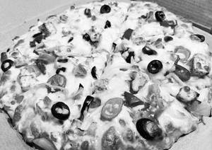 Chicken Melting Pizza
