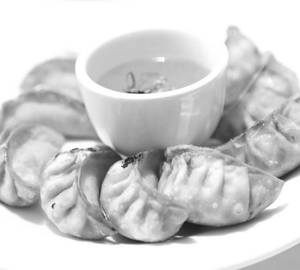 Paneer Momos Fry [Half]