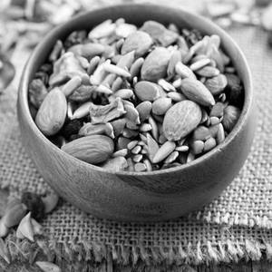 Super Seeds And Nuts Box[100 Grams]