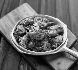 Pepper chicken gravy