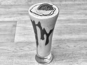 Oreo Milk Shake