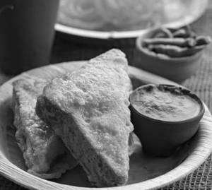 Bread pakoda   [1 piece]