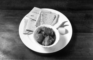 Chicken Curry (with Bone 2pc) With 5pc Hath Roti