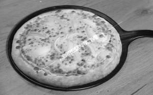 Onion Pizza