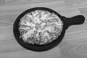 Paneer Tikka Pizza
