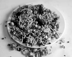 Spl Cashew Chana Mixture
