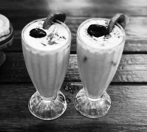 Anjeer Badam Shake