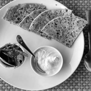 Aloo Paneer Paratha 2 Pcs With Curd And Pickle