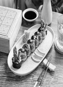 Maki Veg With Asparagus