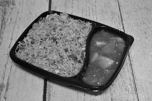 Chilly Paneer+ Veg Fried Rice Serves
