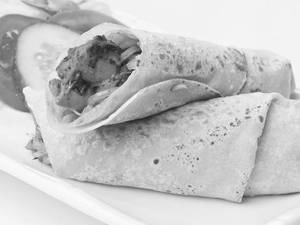 2 Egg Chicken Roll