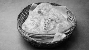 Triangle Paratha