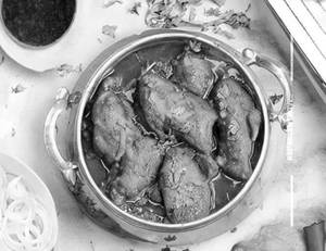 Chicken Hyderabadi ( Spicy)