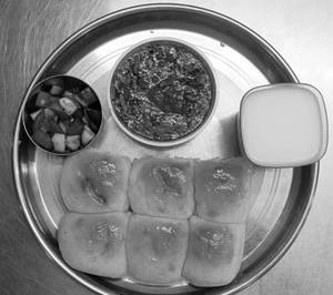 Oil Pav Bhaji Combo