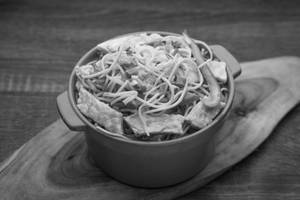 Egg Hakka Noodles (full)