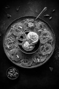 Desi Ghee Rabri Jalebi (plate 170gm)