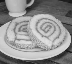 Pineapple Jam Cake Roll [4Pices]