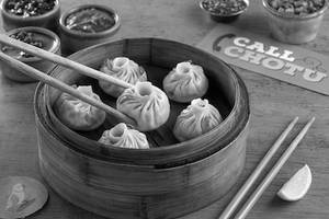 Rosy Aunty ke Veg Momo