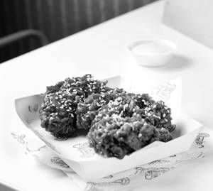 Yangnyeom Chicken Wings 