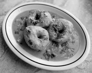 Sambhar Vada (1 Piece)