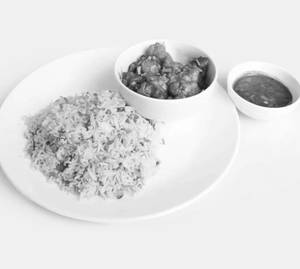 Veg Fried Rice With Gobi Manchurian Dry
