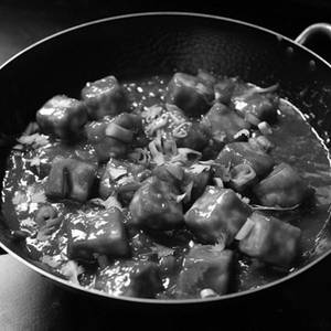 Diced Paneer In Manchurian Sauce
