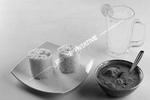 Puttu[2pice] Chiken Curry