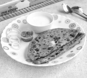 Aloo Paratha                           