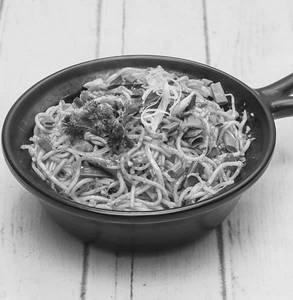Chicken E-fu Noodles