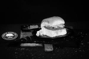 Chataka Paneer Vada Pav